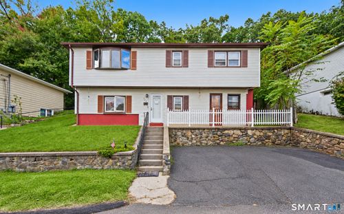 220 New Haven Ave, Waterbury, CT, 06708-4532 | Card Image