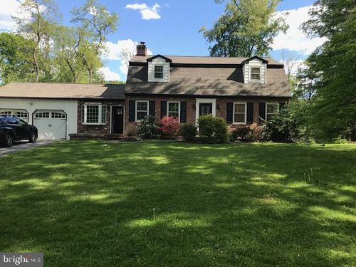 1007 Jones Rd, GULPH MILLS, PA, 19428-2617 | Card Image