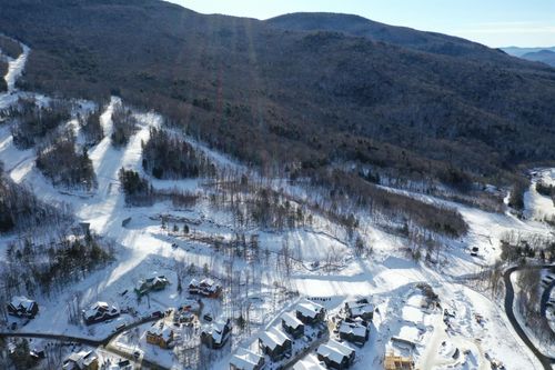 32 Alpine Drive, Lincoln, NH, 03251 | Card Image