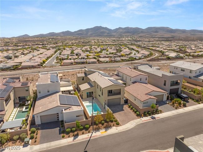 2578 Skylark Trail Street, House other with 4 bedrooms, 4 bathrooms and null parking in Henderson NV | Image 54