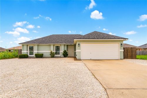 15738 Escapade St, Corpus Christi, TX, 78418-6439 | Card Image