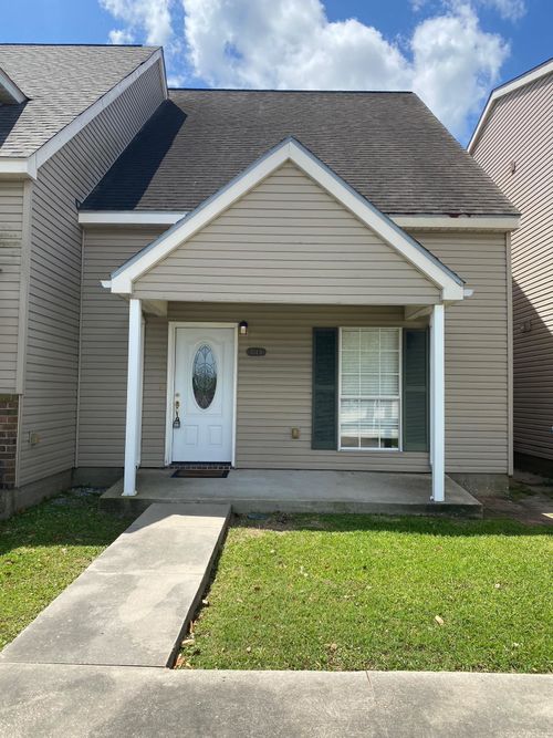 b-104 Ramey Rd, Houma, LA, 70360-4081 | Card Image