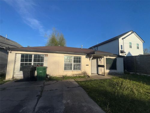 4116 Castor St, Houston, TX, 77022-4030 | Card Image