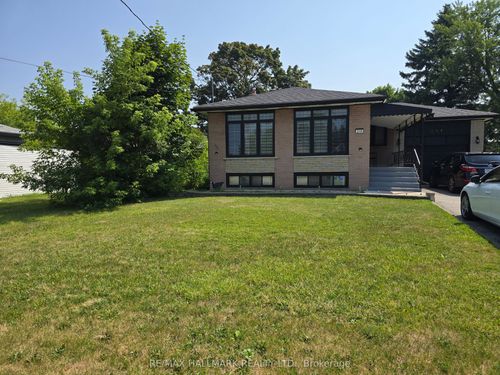 211 Norfolk Ave, Richmond Hill, ON, L4C2E1 | Card Image