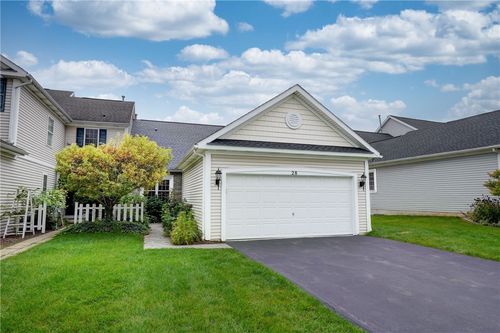 28 Foxe Commons, Chili, NY, 14624 | Card Image