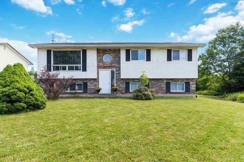 4632 Highway 1, Three Mile Plains, NS, B0N2T0 | Card Image