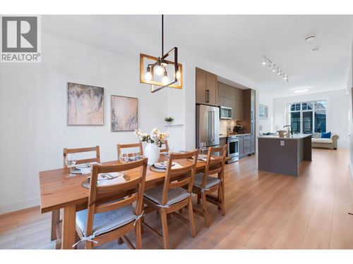 20-3552 Victoria Dr, Coquitlam, BC, V3E0N7 | Card Image