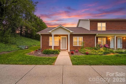 m-1-102 Brandywine Dr Ne, Conover, NC, 28613-1848 | Card Image
