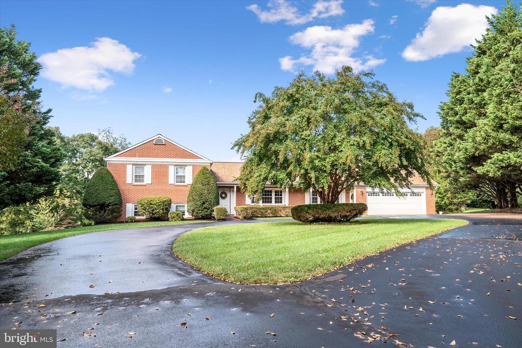 Misty Ridge Dr, Haymarket, VA 20169