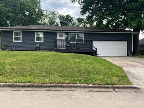 2804 W Whiteside St, Springfield, MO, 65807-2168 | Card Image