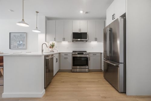 406-80 Constitution Avenue, Portsmouth, NH, 03801 | Card Image
