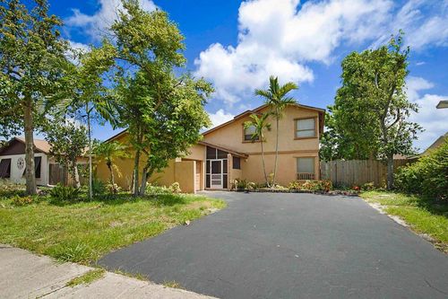 3896 Nw 2nd Ct, Deerfield Beach, FL, 33442-8019 | Card Image