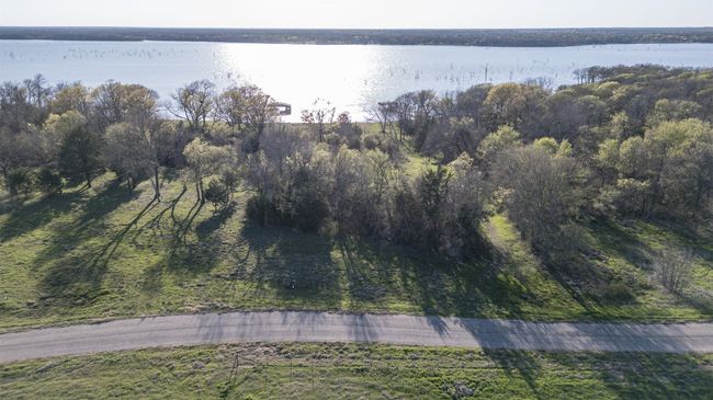 2077 Bluffview Ln, Home with 0 bedrooms, 0 bathrooms and null parking in Lone Oak TX | Image 23
