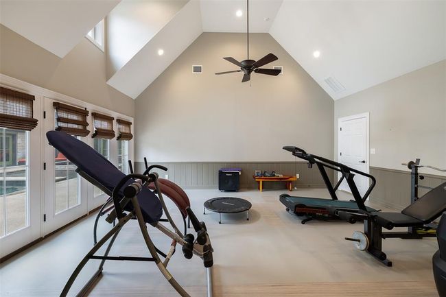 17042 State Highway 21 E, Home with 7 bedrooms, 9 bathrooms and 3 parking in Grapeland TX | Image 27