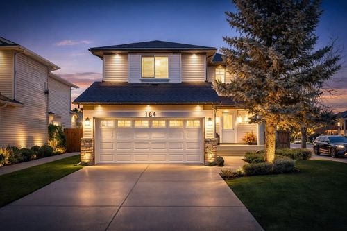 164 W Lakeview Cir, Chestermere, AB, T1X1H7 | Card Image