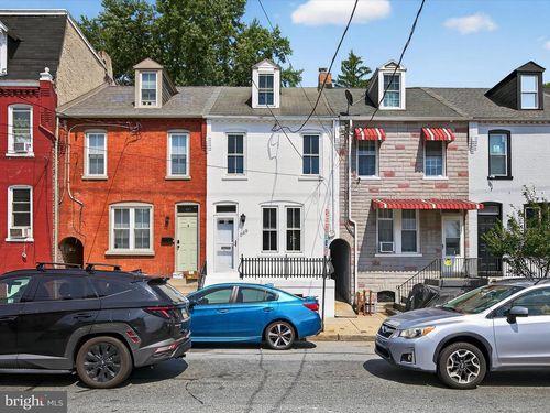 649 S Queen St, LANCASTER, PA, 17603-5649 | Card Image