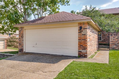 702 Pebble Beach Dr, Garland, TX, 75043-5620 | Card Image