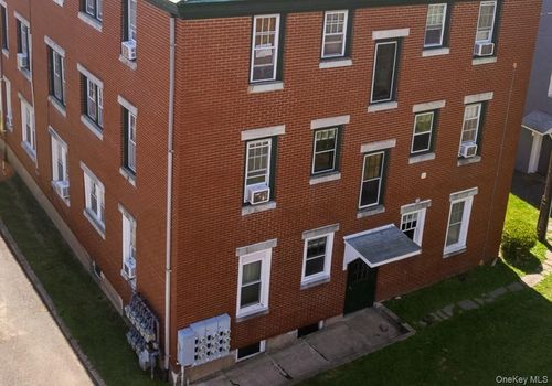 128 High Ave, Nyack, NY, 10960-2527 | Card Image