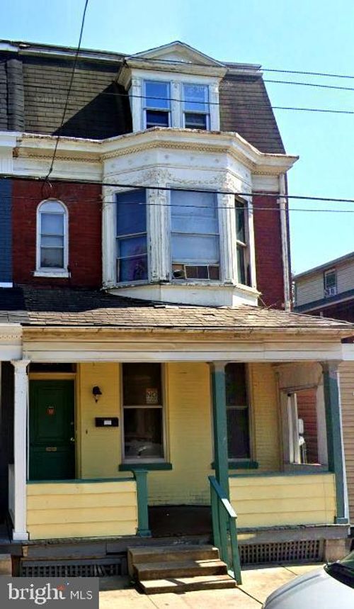 254 E Prospect St, YORK, PA, 17403-2330 | Card Image