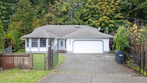 65885 Ogilview Dr, Hope, BC, V0X1L1 | Card Image