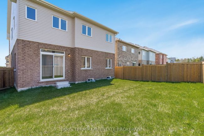 6 Cliff Thompson Crt, House other with 4 bedrooms, 3 bathrooms and 2 parking in Markham ON | Image 35