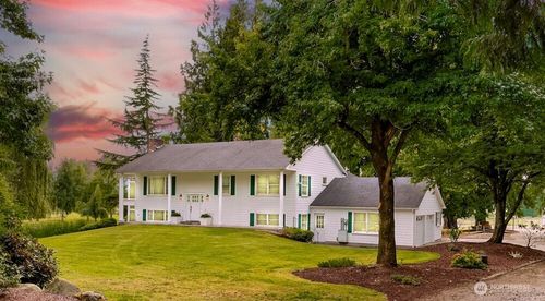 9067 Sunrise Rd, Custer, WA, 98240-9616 | Card Image