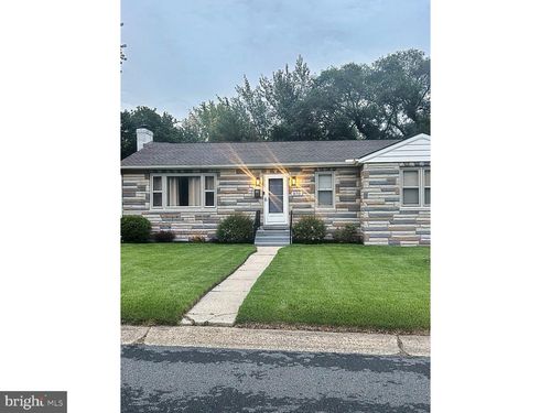 870 E Loockerman St, DOVER, DE, 19901-7400 | Card Image