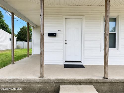 2-207 Howard St, Millville, NJ, 08332-4363 | Card Image
