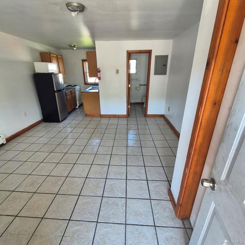 4-2071 Ulster Avenue, Kingston (Town), NY, 12449 | Card Image