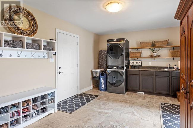 4976 4 Th Concession Rd E, House other with 4 bedrooms, 5 bathrooms and null parking in Harrow ON | Image 24