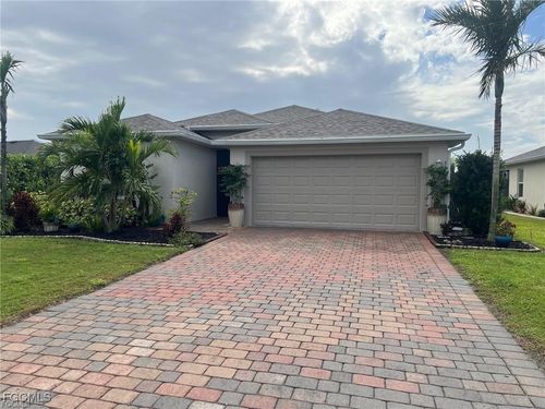 3500 Acapulco Cir, CAPE CORAL, FL, 33909-5439 | Card Image