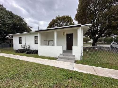 c-1291 Nw 40th Ct, Miami, FL, 33101 | Card Image