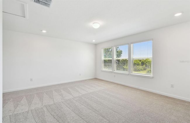 Versatile Loft Area | Image 16