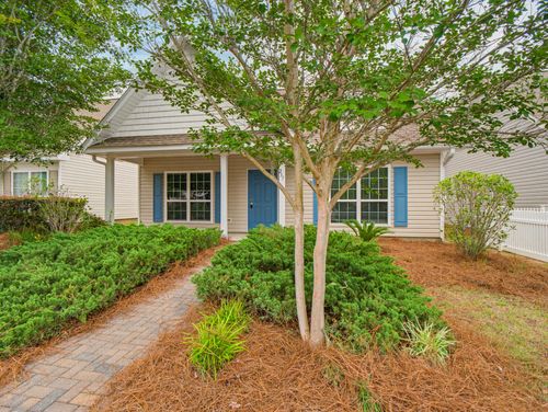 237 Nelly St, Freeport, FL, 32439-7621 | Card Image