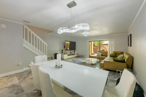 210-1129 Ne 210th Terrace, Miami, FL, 33179 | Card Image