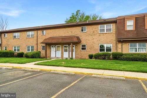 1137 Kaye Ct, BURLINGTON, NJ, 08016-2229 | Card Image