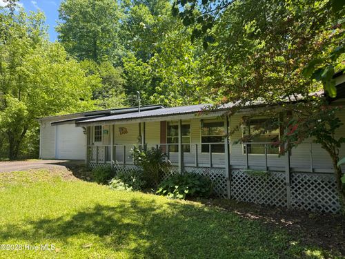 558 Rhea Branch Rd, Marble, NC, 28905-8461 | Card Image