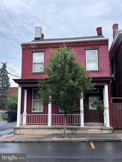 24 S 10th St, Lebanon, PA, 17042-5112 | Card Image