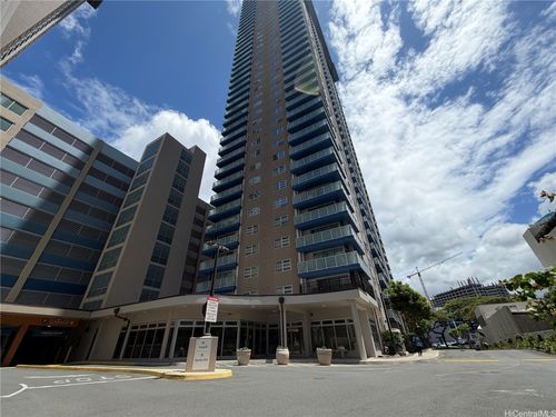 3628-801 South St, Honolulu, HI, 96813-5991 | Card Image