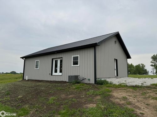 3113 Mormon Trl, Weldon, IA, 50264-8512 | Card Image