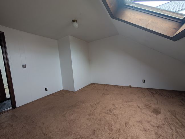 APT-3 - 73 Park Ave, Home with 2 bedrooms, 1 bathrooms and 2 parking in Enfield CT | Image 9