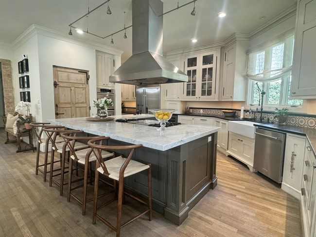 3911 Swarthmore St, House other with 5 bedrooms, 5 bathrooms and 2 parking in Houston TX | Image 6