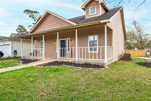 3047 Carlisle St, La Porte, TX, 77571-7019 | Card Image