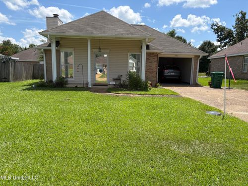 1941 Christine Dr, Byram, MS, 39272-5600 | Card Image