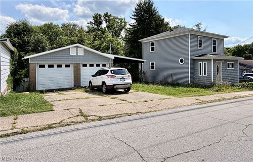 1008 Camden Ave, Parkersburg, WV, 26101-5531 | Card Image