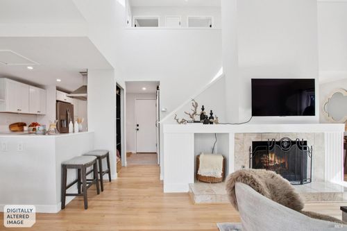 18 Dunlin Court, San Rafael, CA, 94903 | Card Image