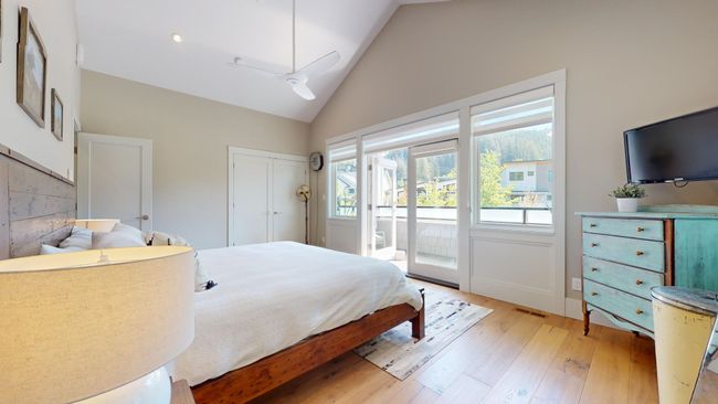 40281 Aristotle Drive, House other with 5 bedrooms, 3 bathrooms and 6 parking in Squamish BC | Image 19