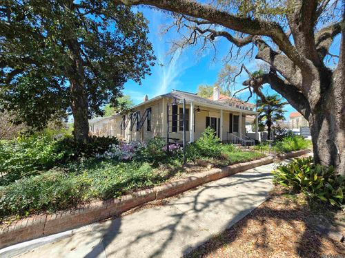 256 S Tj Jemison Blvd, Baton Rouge, LA, 70802-5912 | Card Image