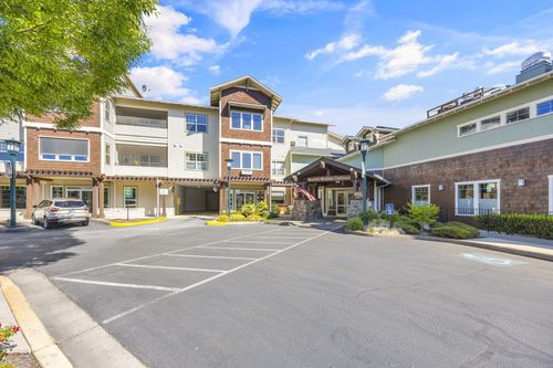 955 Golden Aspen Pl, Ashland, OR, 97520-9128 | Card Image