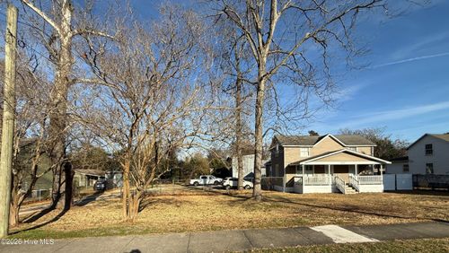 2113 Wrightsville Ave, Wilmington, NC, 28403-0266 | Card Image